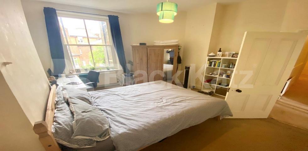 			3 Bedroom, 1 bath, 1 reception Apartment			 Hornsey Lane, HIGHGATE - ARCHWAY